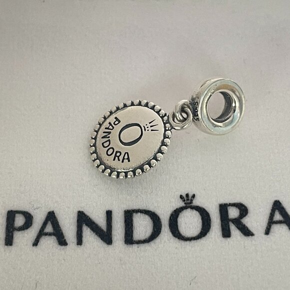 Pandora NYC New York City w/Lady Liberty Exclusive Charm - Picture 4 of 4